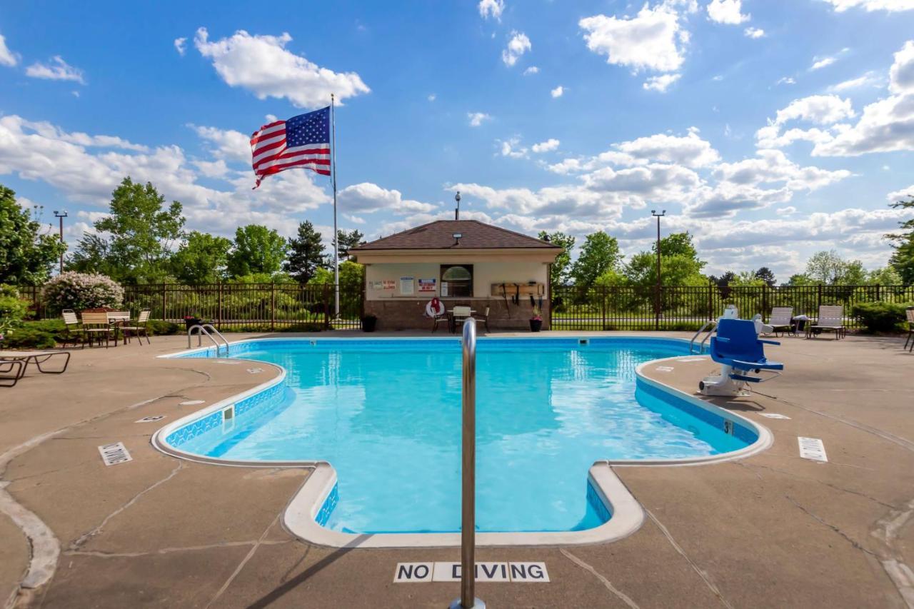 Best Western Davison Inn Exterior photo